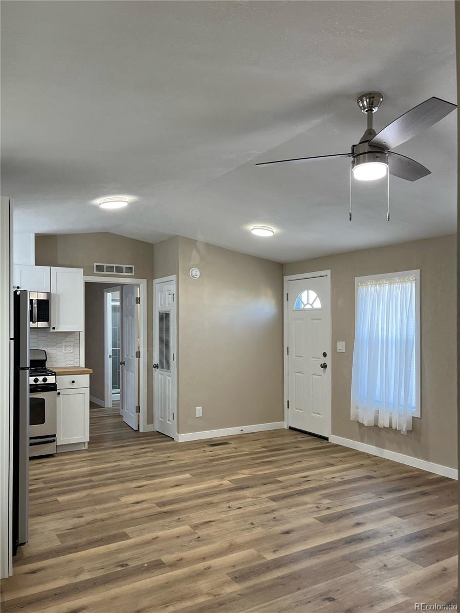 12205 Perry Street, Broomfield, CO 80020, 3 Bedrooms Bedrooms, ,2 BathroomsBathrooms,Residential,For Sale,Perry,REC9921630