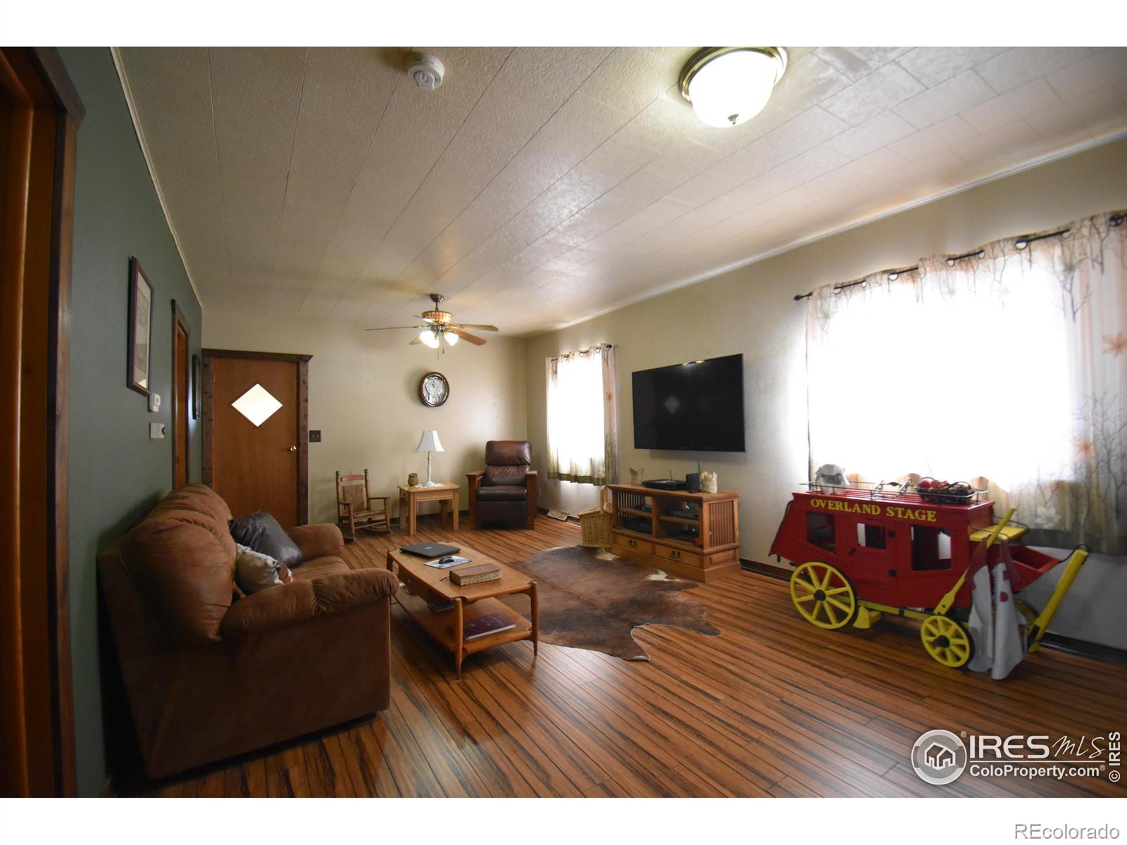 39839 Highway 63, Akron, CO 80720, 3 Bedrooms Bedrooms, ,2 BathroomsBathrooms,Residential,For Sale,Highway 63,RECIR1020627