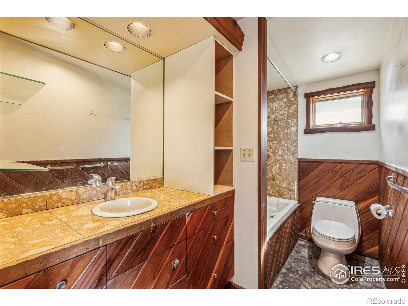 24427 Peak to Peak Highway, Nederland, CO 80466, 2 Bedrooms Bedrooms, ,1 BathroomBathrooms,Residential,For Sale,Peak to Peak,RECIR1020569