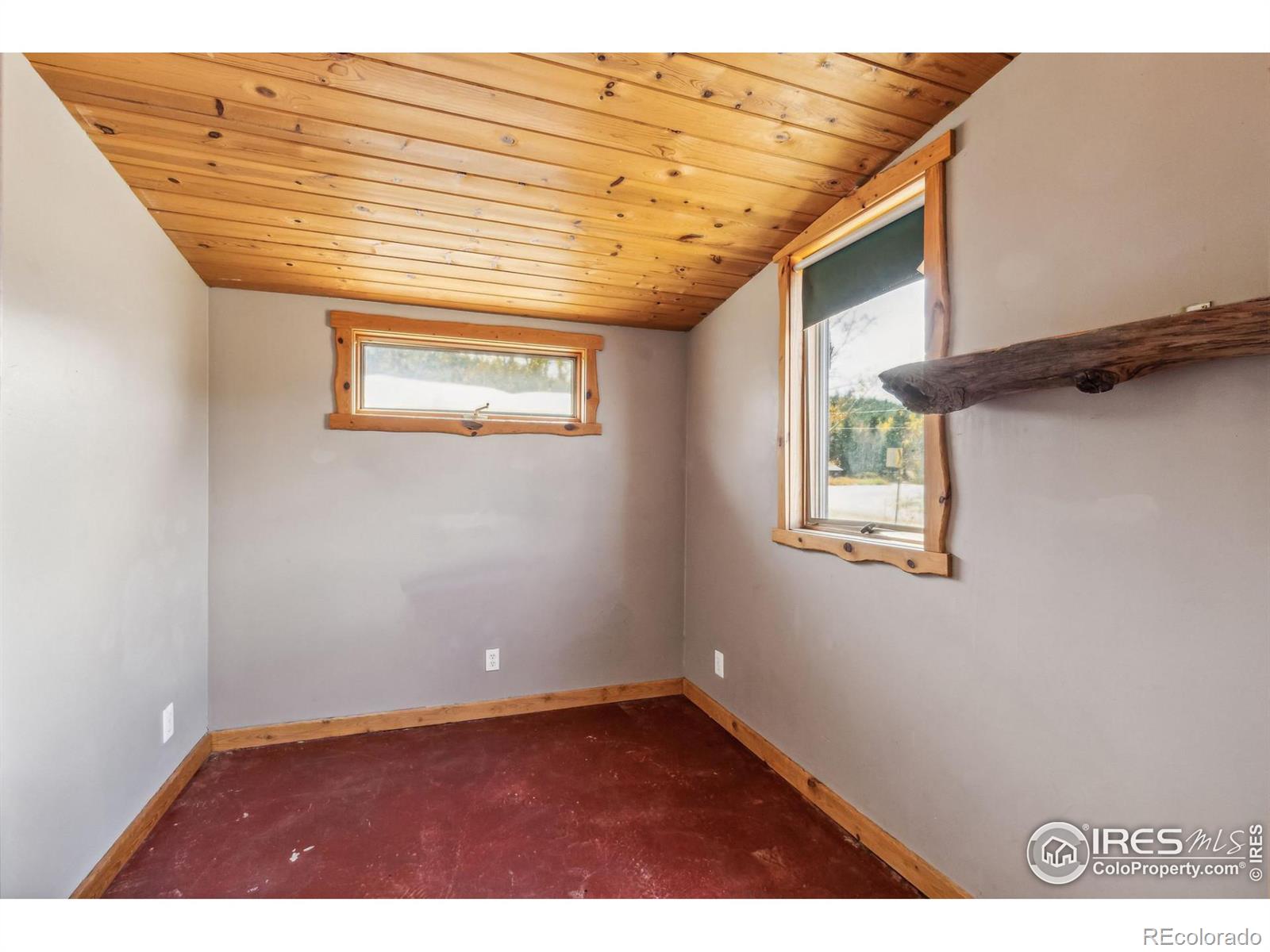 24427 Peak to Peak Highway, Nederland, CO 80466, 2 Bedrooms Bedrooms, ,1 BathroomBathrooms,Residential,For Sale,Peak to Peak,RECIR1020569