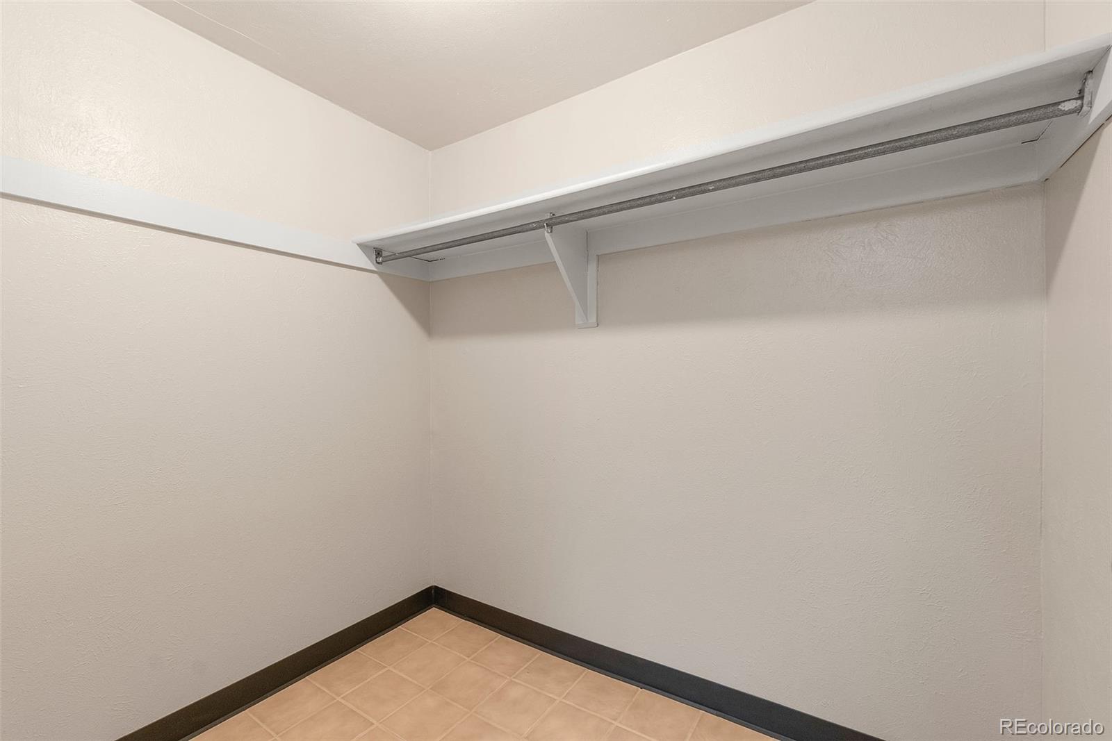 9901 51st Place, Arvada, CO 80002, 3 Bedrooms Bedrooms, ,2 BathroomsBathrooms,Residential,For Sale,51st,REC3427827