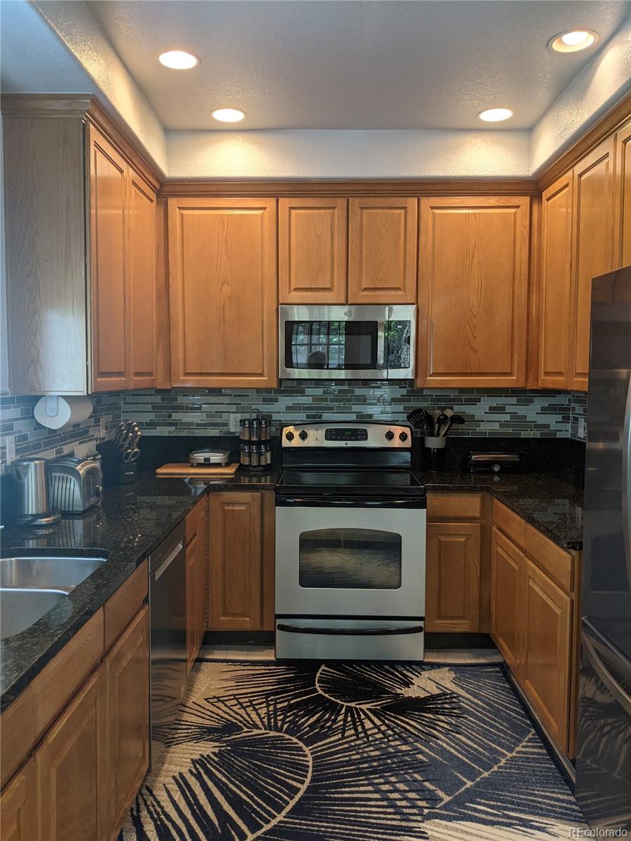 3004 Long Drive #A, Littleton, CO 80120, 3 Bedrooms Bedrooms, ,3 BathroomsBathrooms,Rental,For Rent,SouthPark2,Long,REC9898623