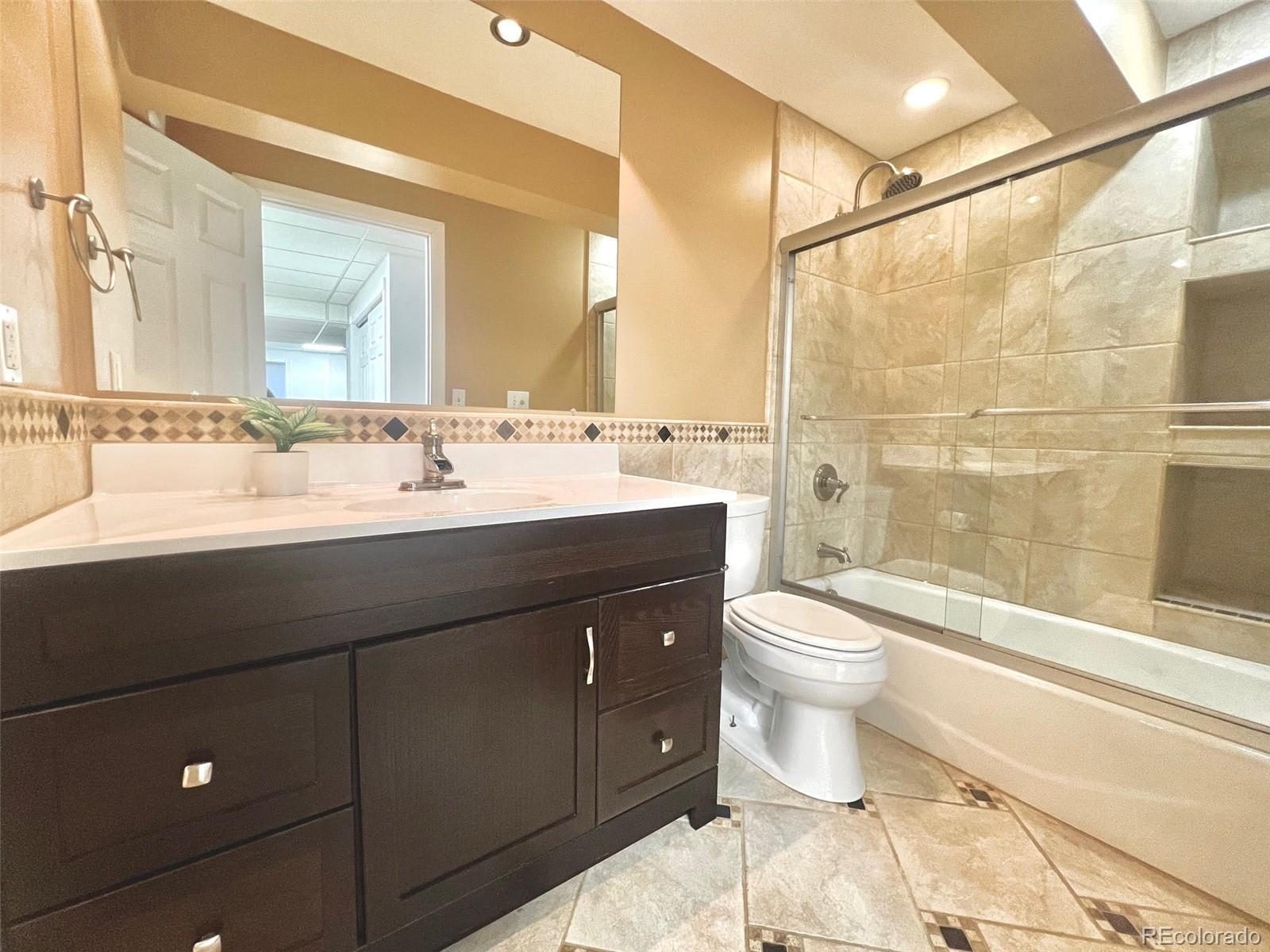 8135 Eagleview Drive, Littleton, CO 80125, 5 Bedrooms Bedrooms, ,4 BathroomsBathrooms,Residential,For Sale,Eagleview,REC5280907