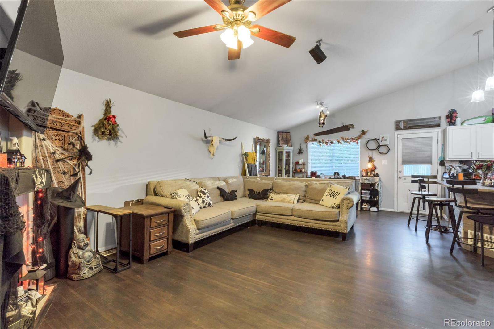 11384 Oakland Drive, Commerce City, CO 80640, 4 Bedrooms Bedrooms, ,3 BathroomsBathrooms,Residential,For Sale,Oakland,REC5457567