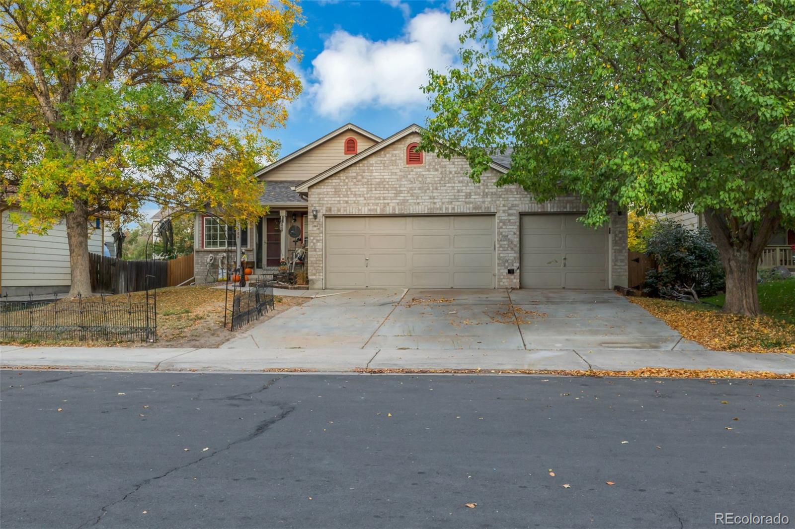 11384 Oakland Drive, Commerce City, CO 80640, 4 Bedrooms Bedrooms, ,3 BathroomsBathrooms,Residential,For Sale,Oakland,REC5457567