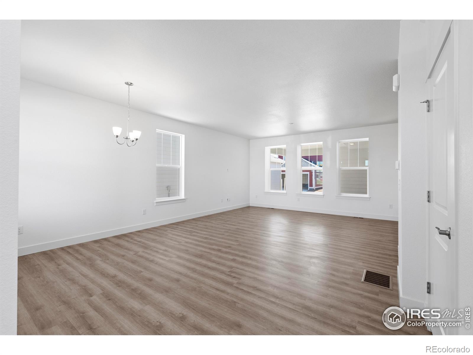 4492 Burl Street, Timnath, CO 80547, 3 Bedrooms Bedrooms, ,3 BathroomsBathrooms,Residential,For Sale,Burl,RECIR1020381