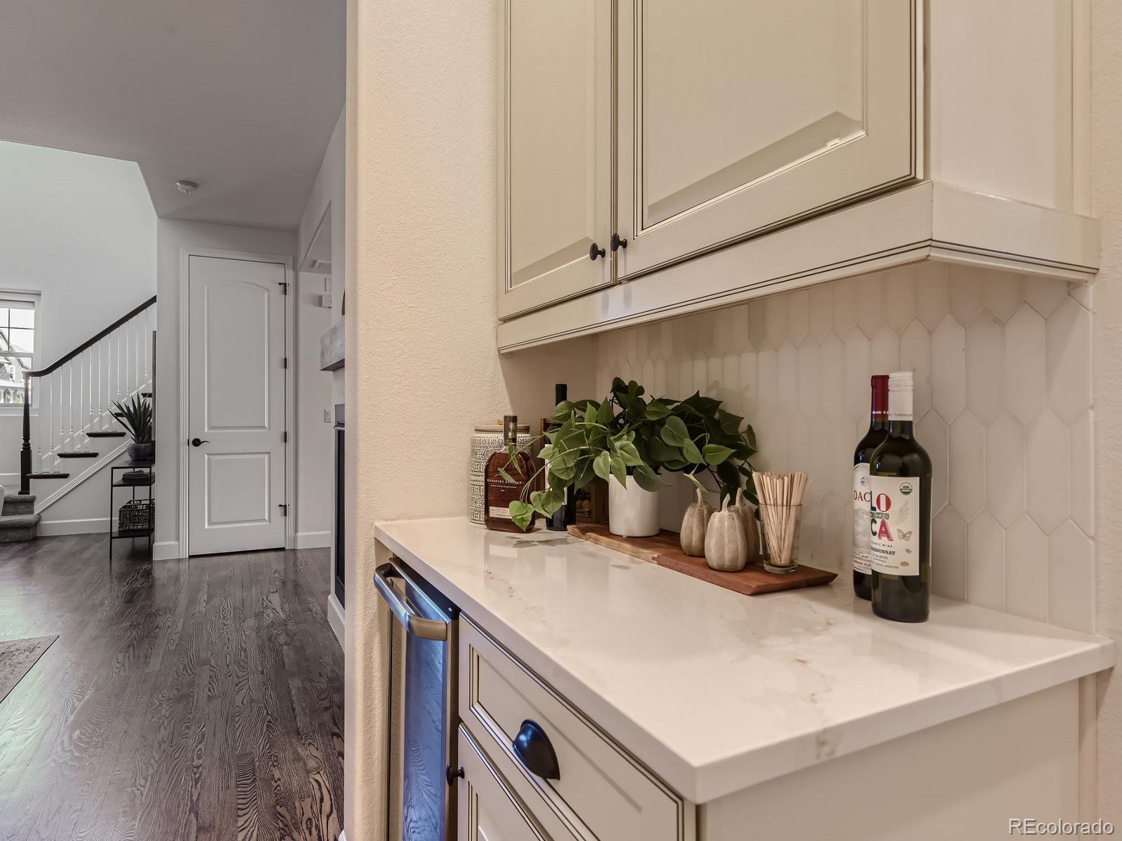 10710 Manor Stone Drive, Highlands Ranch, CO 80126, 5 Bedrooms Bedrooms, ,5 BathroomsBathrooms,Residential,For Sale,Manor Stone,REC4181147