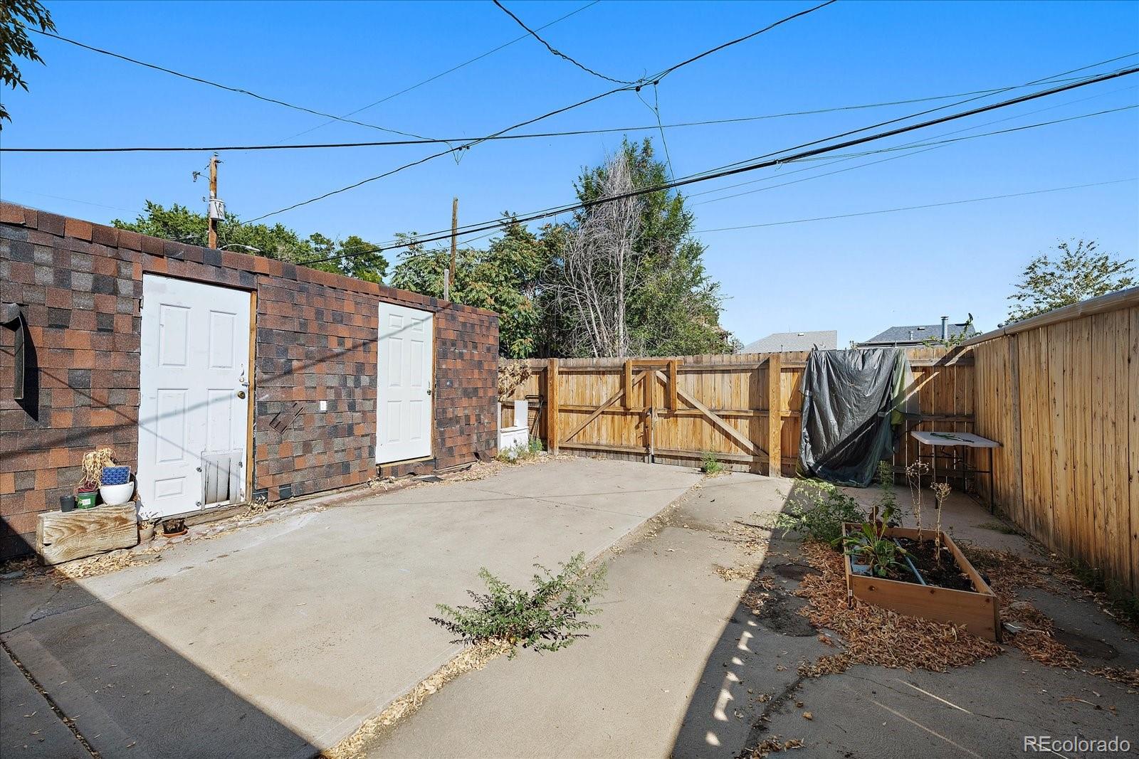828 Mariposa Street, Denver, CO 80204, 4 Bedrooms Bedrooms, ,2 BathroomsBathrooms,Residential,For Sale,Mariposa,REC9008606
