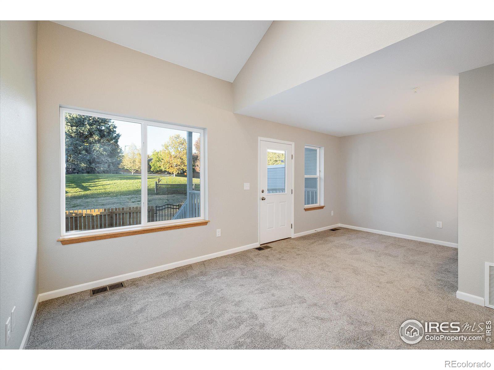 484 Owl Drive #11, Louisville, CO 80027, 2 Bedrooms Bedrooms, ,2 BathroomsBathrooms,Residential,For Sale,Owl,RECIR1021175