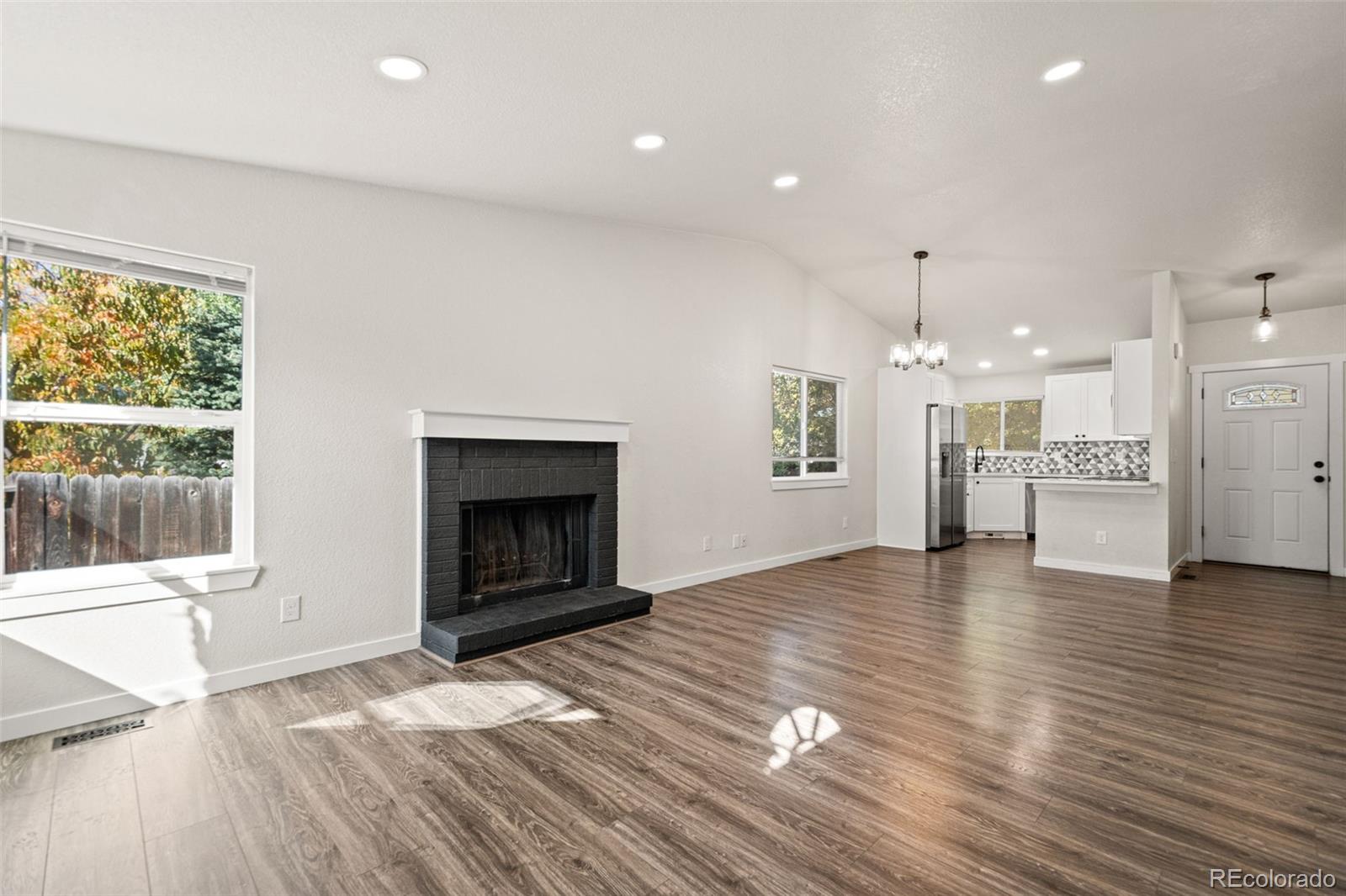 1543 Feltham Place, Longmont, CO 80501, 4 Bedrooms Bedrooms, ,2 BathroomsBathrooms,Residential,For Sale,Feltham,REC5810573