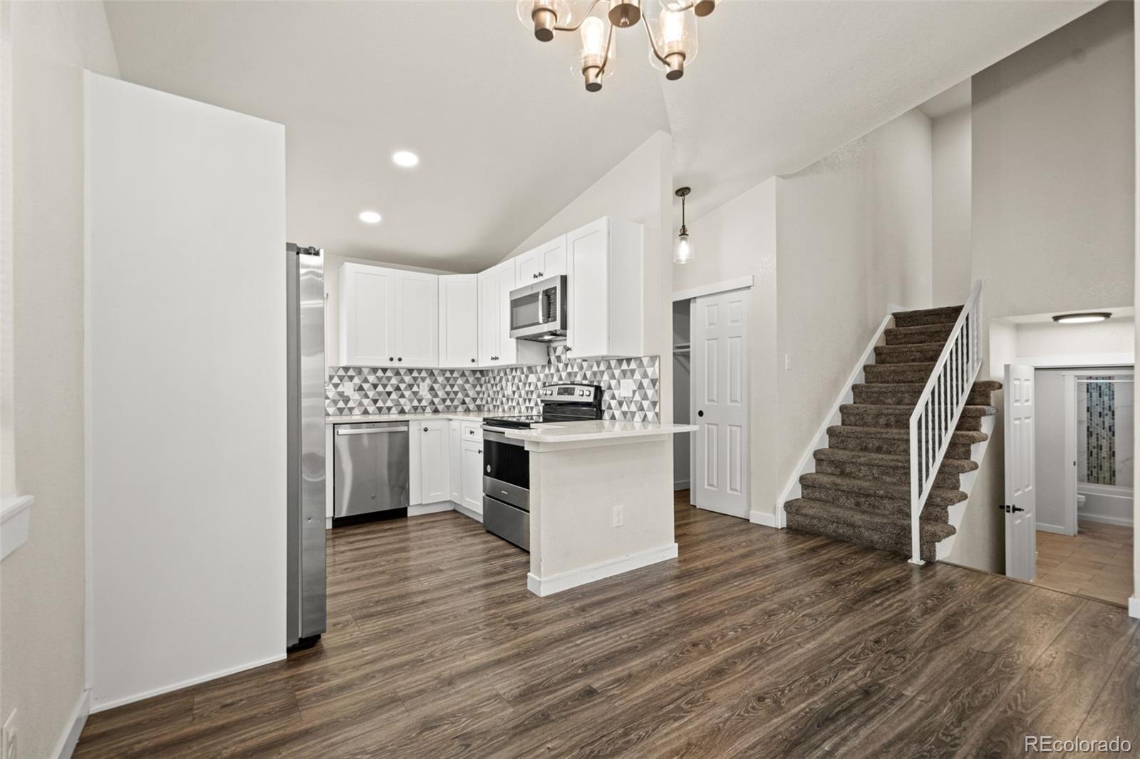 1543 Feltham Place, Longmont, CO 80501, 4 Bedrooms Bedrooms, ,2 BathroomsBathrooms,Residential,For Sale,Feltham,REC5810573