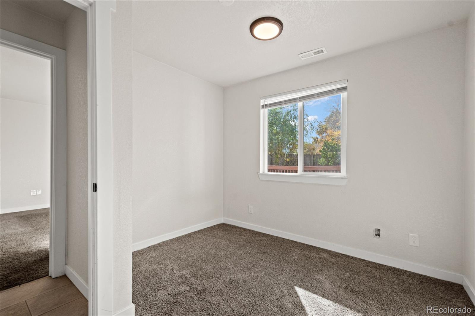 1543 Feltham Place, Longmont, CO 80501, 4 Bedrooms Bedrooms, ,2 BathroomsBathrooms,Residential,For Sale,Feltham,REC5810573