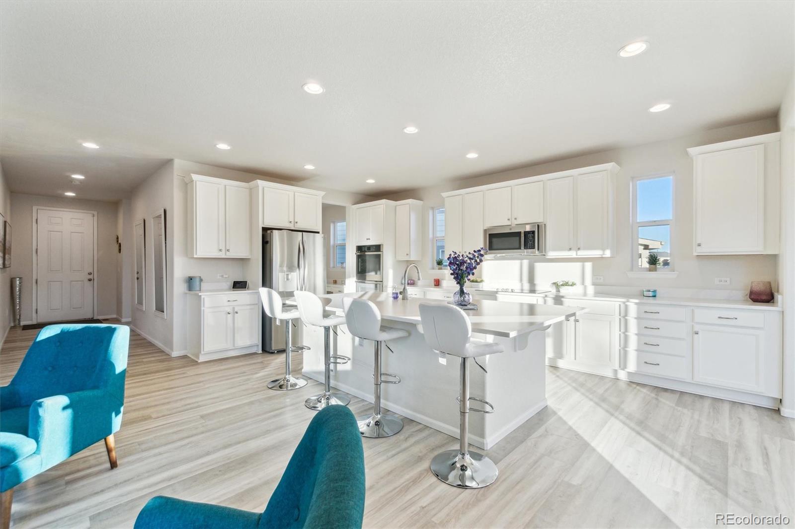 7517 Patsburg Way, Aurora, CO 80016, 4 Bedrooms Bedrooms, ,4 BathroomsBathrooms,Residential,For Sale,Patsburg,REC7380488