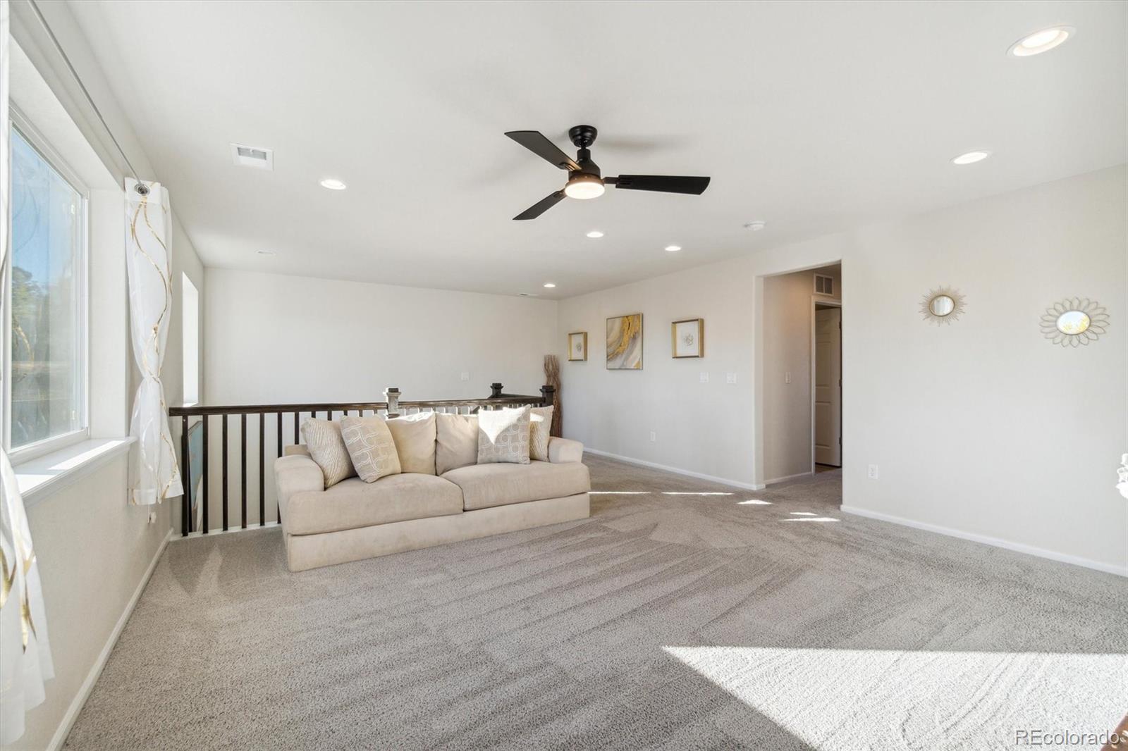 7517 Patsburg Way, Aurora, CO 80016, 4 Bedrooms Bedrooms, ,4 BathroomsBathrooms,Residential,For Sale,Patsburg,REC7380488