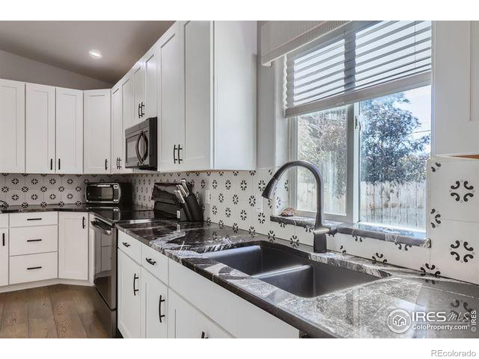 1330 Gay Street, Longmont, CO 80501, 4 Bedrooms Bedrooms, ,2 BathroomsBathrooms,Residential,For Sale,Gay,RECIR1021238