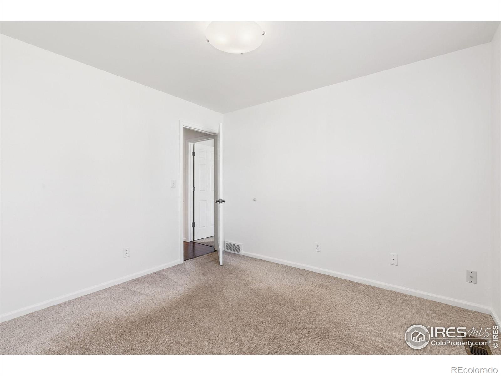 2613 Belgian Court, Fort Collins, CO 80526, 5 Bedrooms Bedrooms, ,3 BathroomsBathrooms,Residential,For Sale,Belgian,RECIR1021227