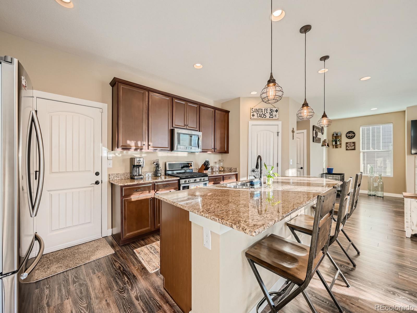 7763 Elk Street, Aurora, CO 80016, 3 Bedrooms Bedrooms, ,3 BathroomsBathrooms,Residential,For Sale,Elk,REC4906876