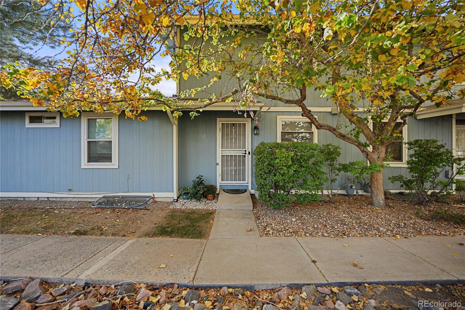 11687 Cedar Avenue, Aurora, CO 80012, 3 Bedrooms Bedrooms, ,3 BathroomsBathrooms,Residential,For Sale,Cedar,REC3469839