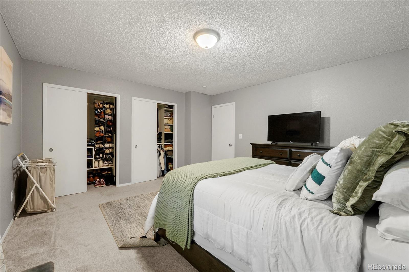11687 Cedar Avenue, Aurora, CO 80012, 3 Bedrooms Bedrooms, ,3 BathroomsBathrooms,Residential,For Sale,Cedar,REC3469839
