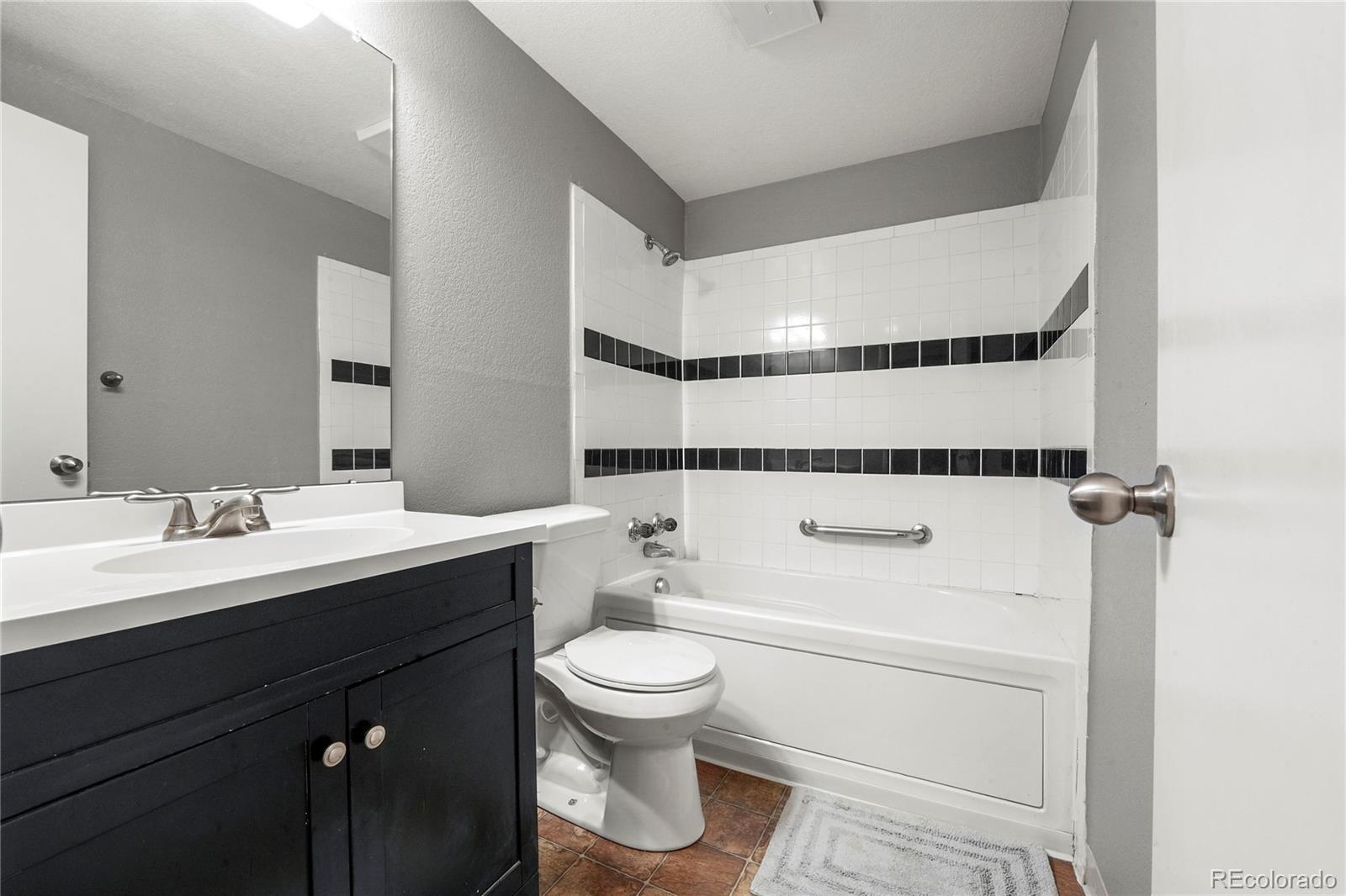 11687 Cedar Avenue, Aurora, CO 80012, 3 Bedrooms Bedrooms, ,3 BathroomsBathrooms,Residential,For Sale,Cedar,REC3469839