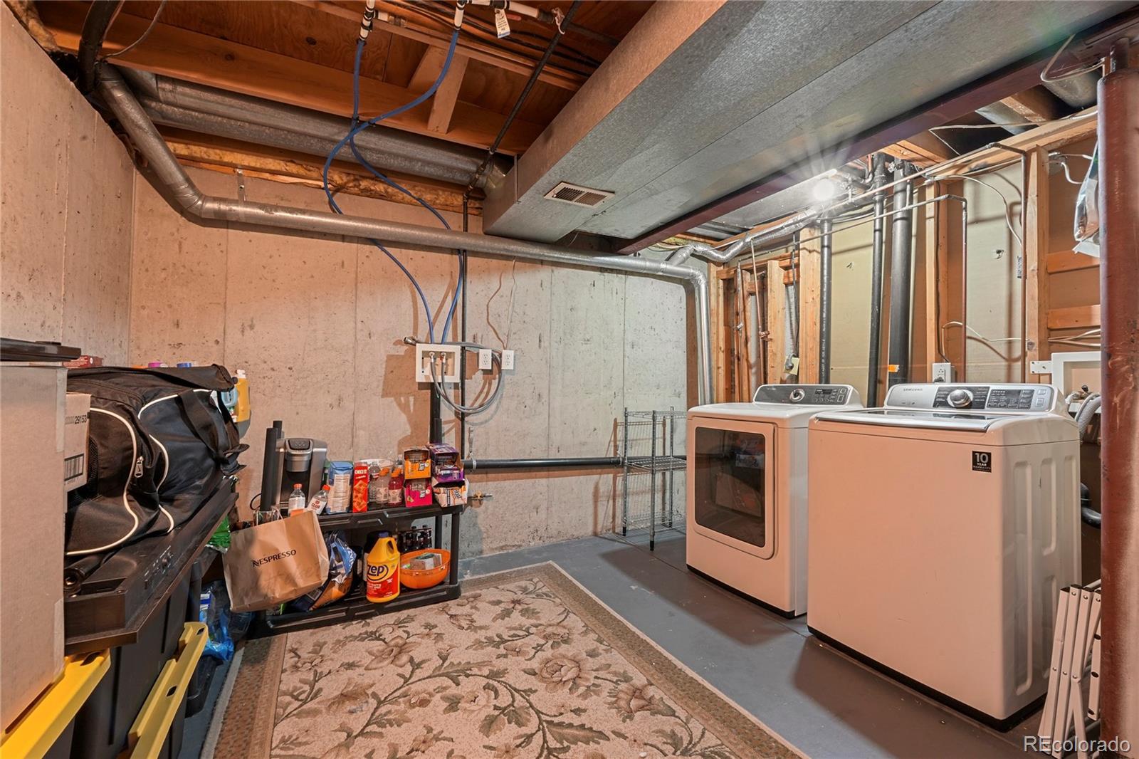11687 Cedar Avenue, Aurora, CO 80012, 3 Bedrooms Bedrooms, ,3 BathroomsBathrooms,Residential,For Sale,Cedar,REC3469839
