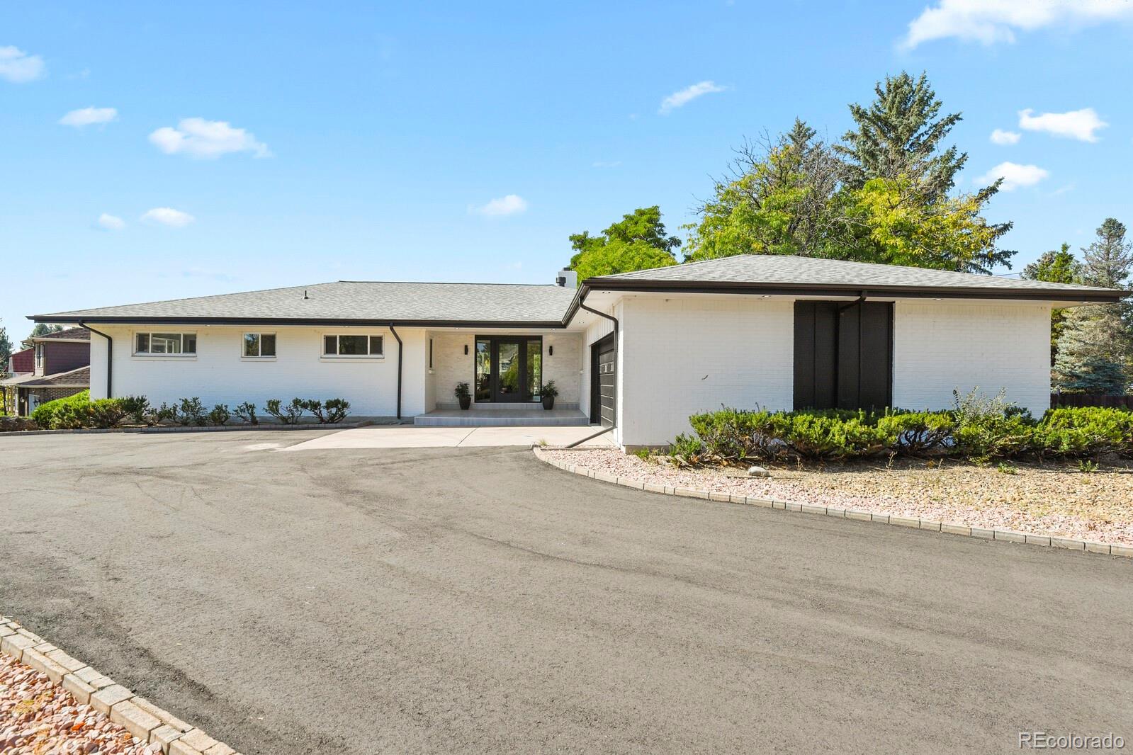 2501 Oakland Street, Aurora, CO 80014, 6 Bedrooms Bedrooms, ,4 BathroomsBathrooms,Residential,For Sale,Oakland,REC4972921