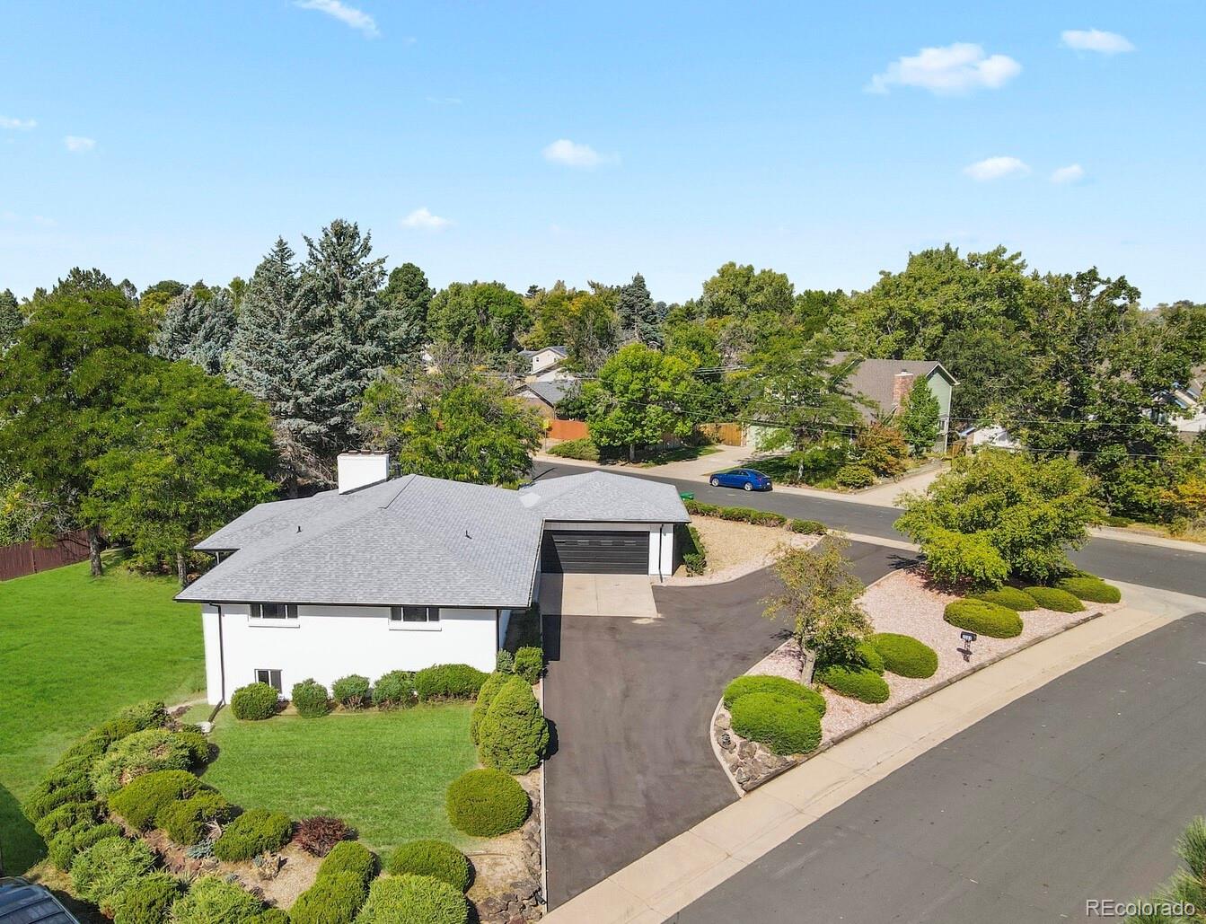 2501 Oakland Street, Aurora, CO 80014, 6 Bedrooms Bedrooms, ,4 BathroomsBathrooms,Residential,For Sale,Oakland,REC4972921