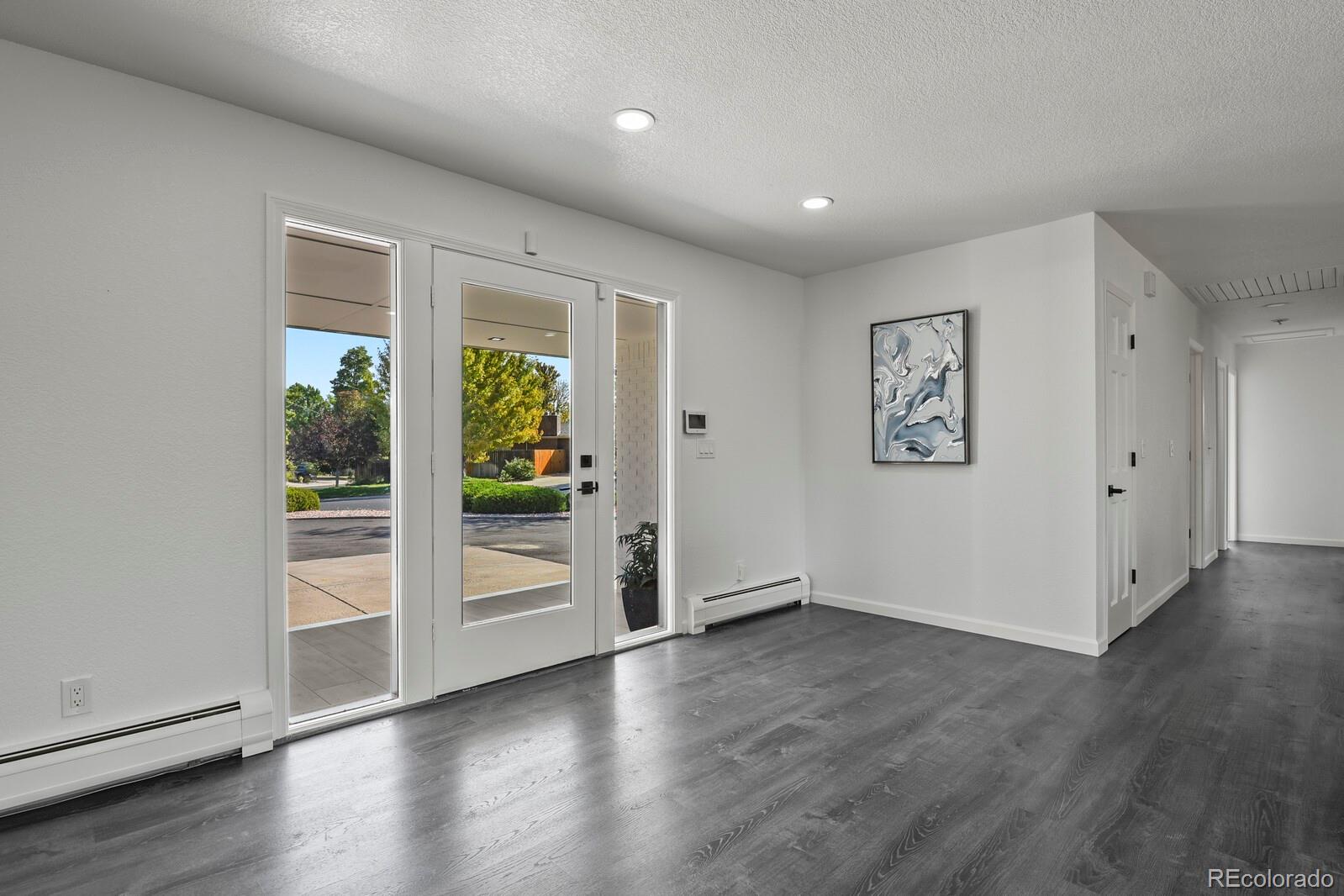 2501 Oakland Street, Aurora, CO 80014, 6 Bedrooms Bedrooms, ,4 BathroomsBathrooms,Residential,For Sale,Oakland,REC4972921