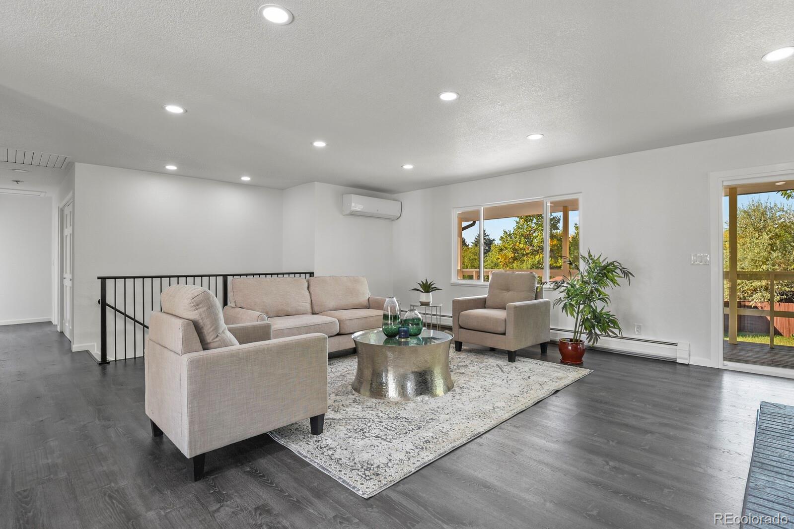 2501 Oakland Street, Aurora, CO 80014, 6 Bedrooms Bedrooms, ,4 BathroomsBathrooms,Residential,For Sale,Oakland,REC4972921