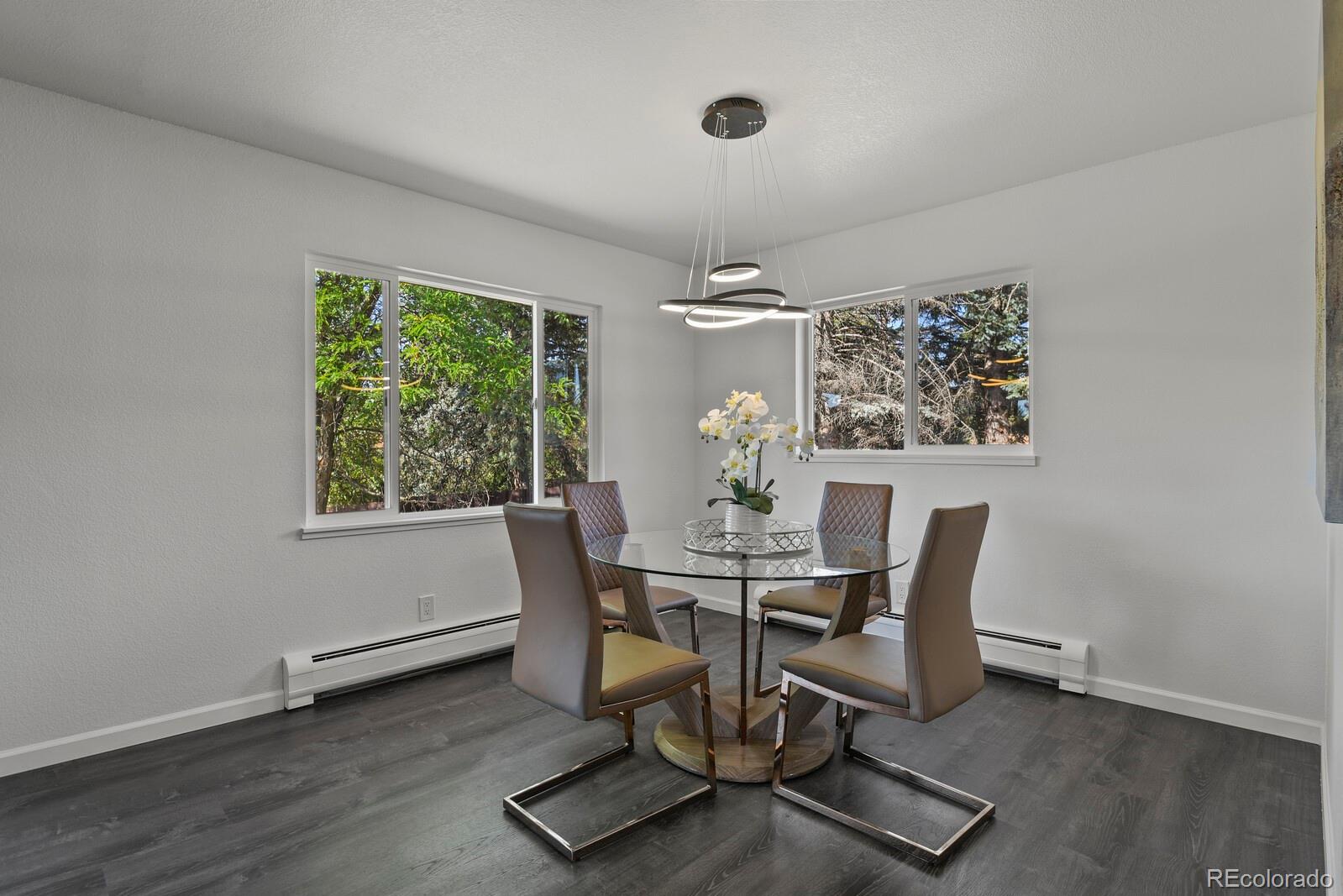 2501 Oakland Street, Aurora, CO 80014, 6 Bedrooms Bedrooms, ,4 BathroomsBathrooms,Residential,For Sale,Oakland,REC4972921