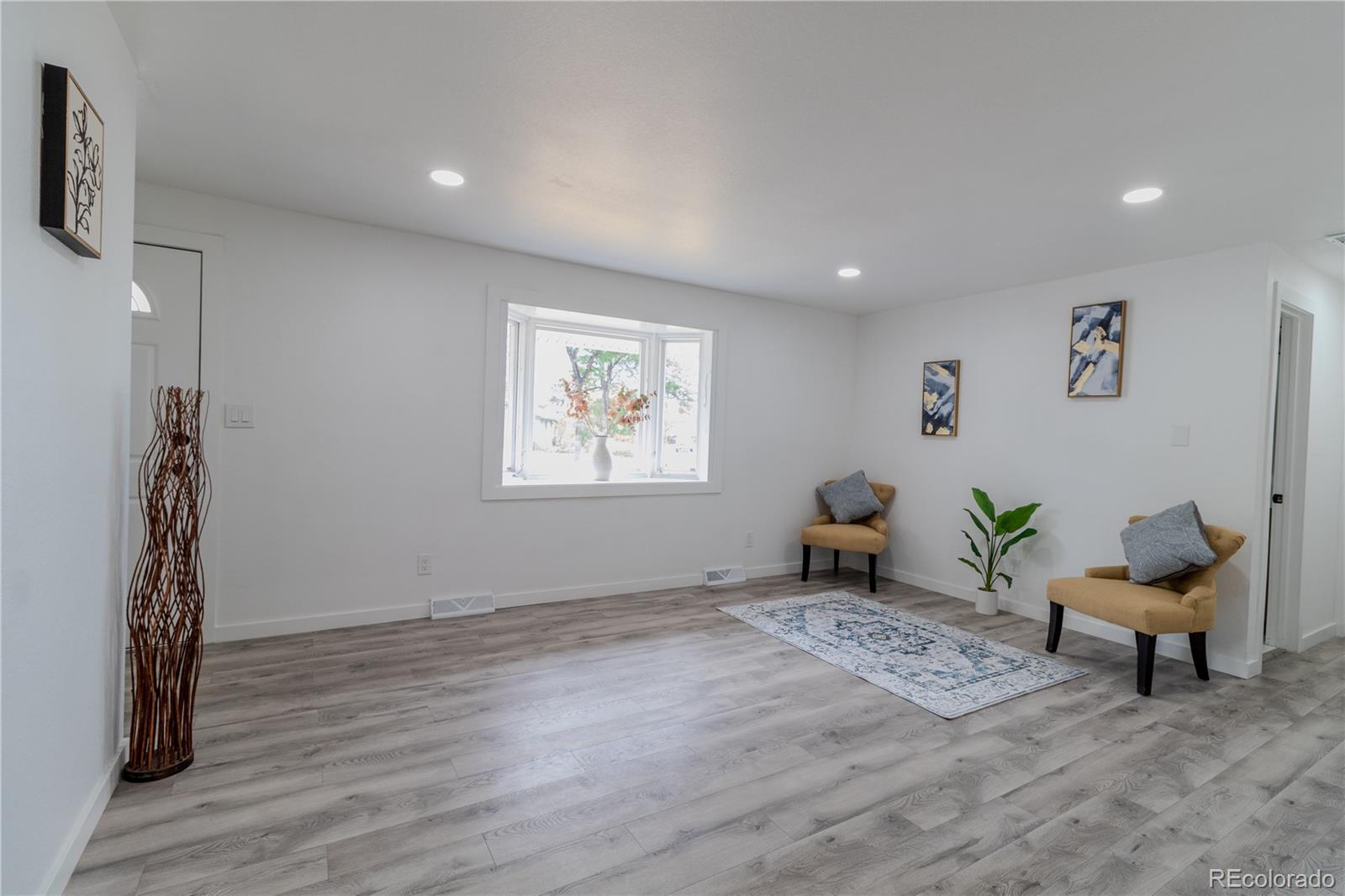 6735 Pierce Way, Arvada, CO 80003, 4 Bedrooms Bedrooms, ,3 BathroomsBathrooms,Residential,For Sale,Pierce,REC6662563