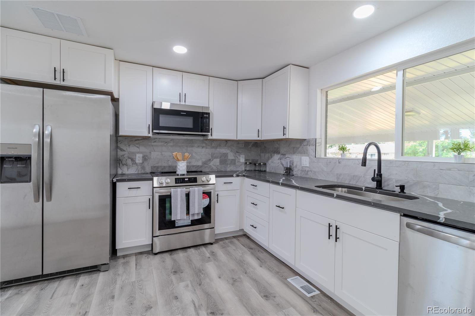 6735 Pierce Way, Arvada, CO 80003, 4 Bedrooms Bedrooms, ,3 BathroomsBathrooms,Residential,For Sale,Pierce,REC6662563