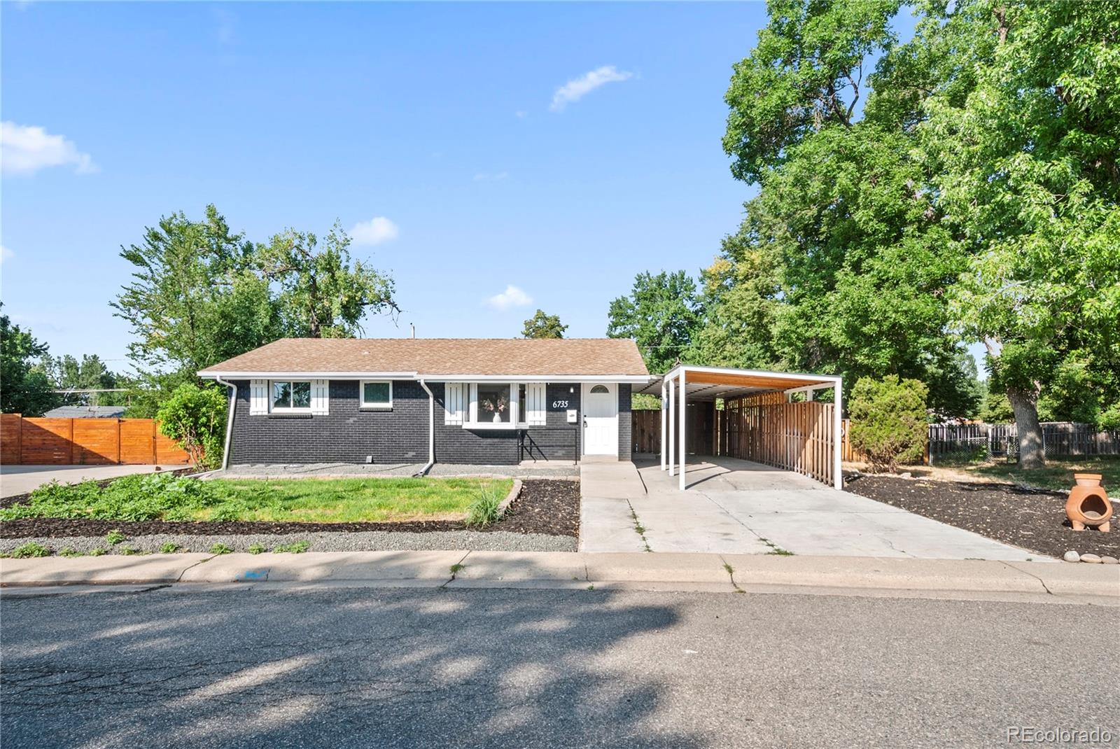 6735 Pierce Way, Arvada, CO 80003, 4 Bedrooms Bedrooms, ,3 BathroomsBathrooms,Residential,For Sale,Pierce,REC6662563