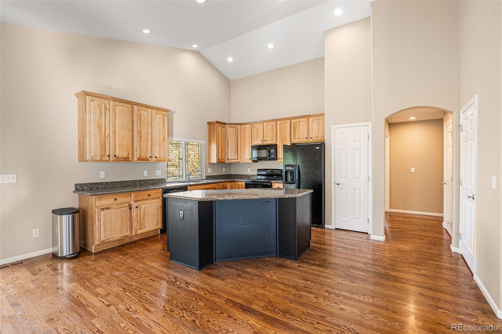 23785 Grand Place, Aurora, CO 80016, 4 Bedrooms Bedrooms, ,3 BathroomsBathrooms,Residential,For Sale,Grand,REC3193761