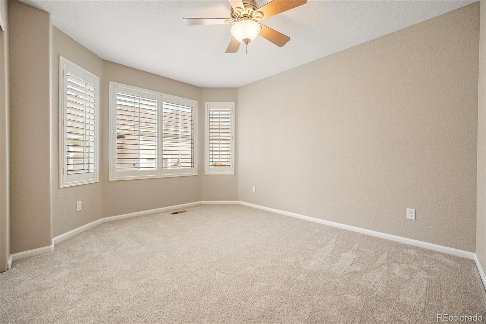 23785 Grand Place, Aurora, CO 80016, 4 Bedrooms Bedrooms, ,3 BathroomsBathrooms,Residential,For Sale,Grand,REC3193761