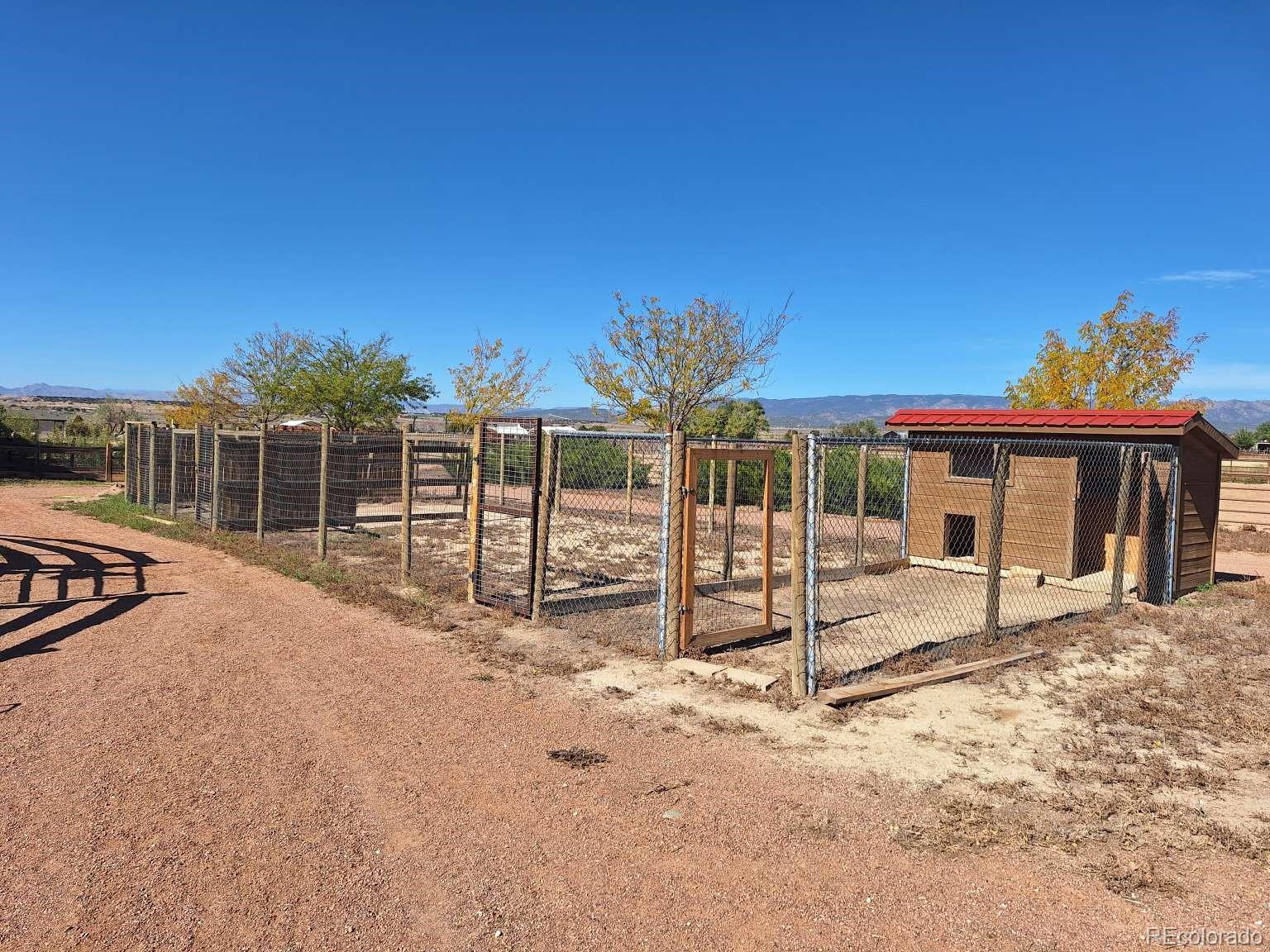 895 B Street, Penrose, CO 81240, 3 Bedrooms Bedrooms, ,2 BathroomsBathrooms,Residential,For Sale,B,REC2048466