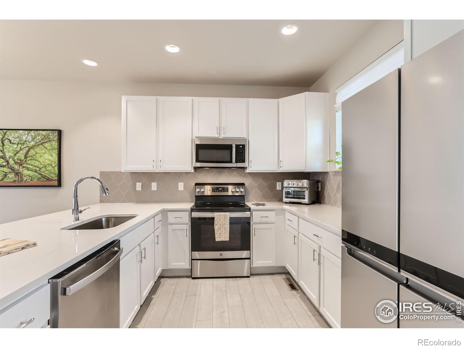 1309 Oak Court, Longmont, CO 80501, 2 Bedrooms Bedrooms, ,2 BathroomsBathrooms,Residential,For Sale,Oak,RECIR1021333