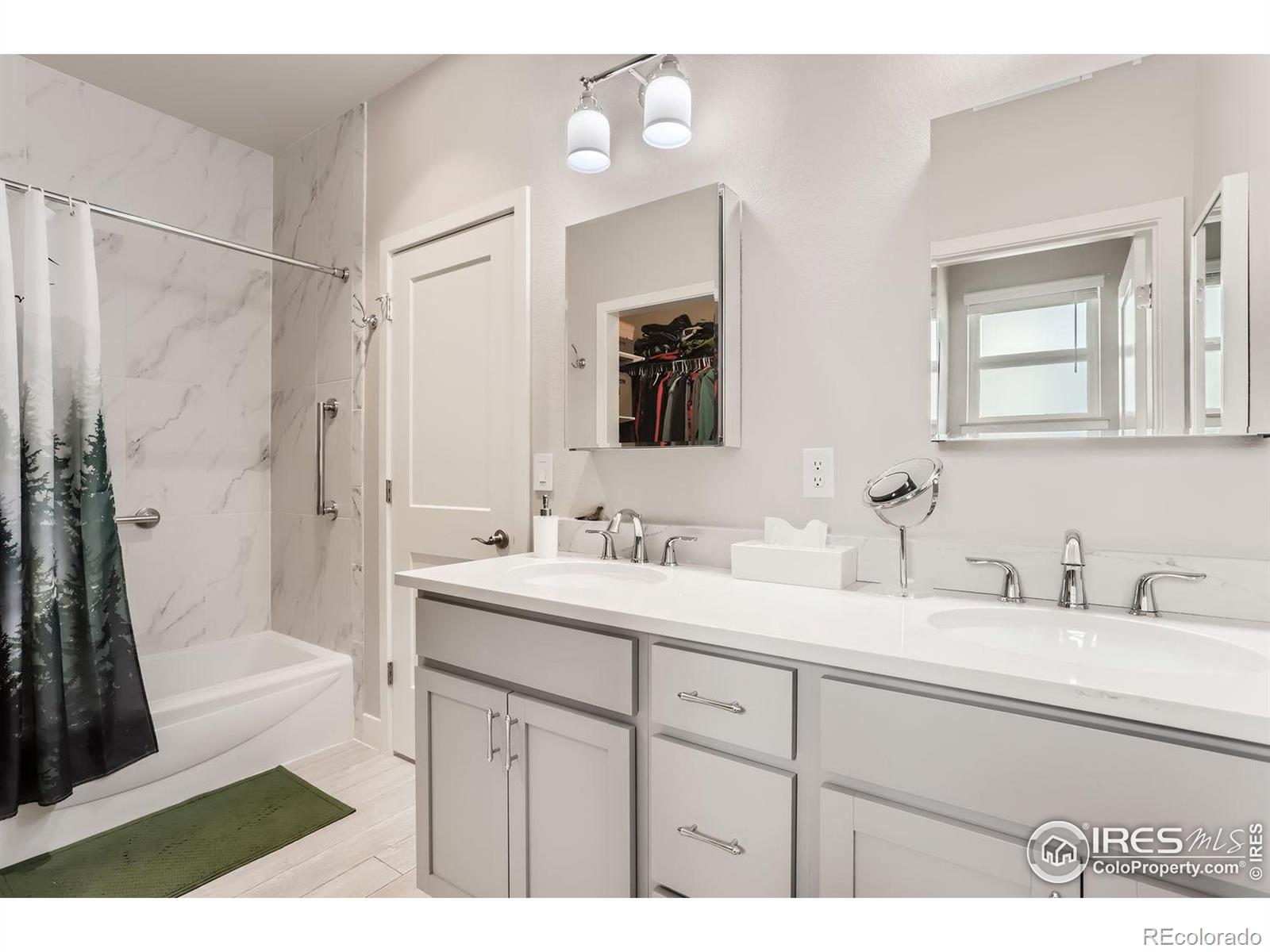 1309 Oak Court, Longmont, CO 80501, 2 Bedrooms Bedrooms, ,2 BathroomsBathrooms,Residential,For Sale,Oak,RECIR1021333