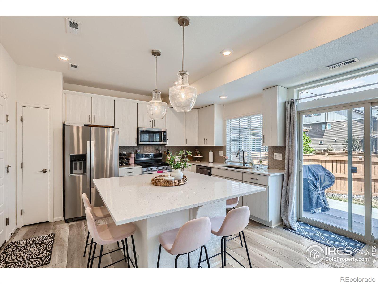 10082 Yampa Court, Commerce City, CO 80022, 3 Bedrooms Bedrooms, ,3 BathroomsBathrooms,Residential,For Sale,Yampa,RECIR1021127