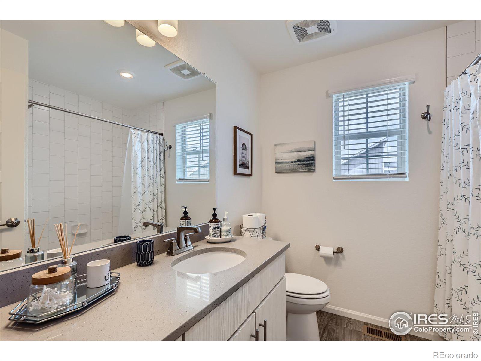 10082 Yampa Court, Commerce City, CO 80022, 3 Bedrooms Bedrooms, ,3 BathroomsBathrooms,Residential,For Sale,Yampa,RECIR1021127