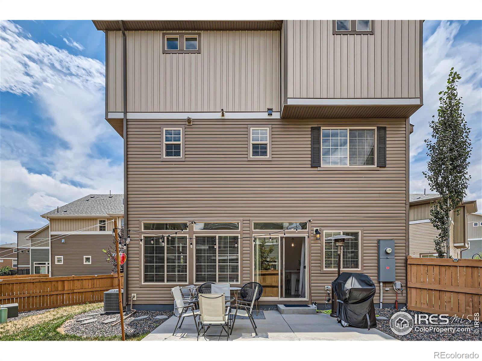 10082 Yampa Court, Commerce City, CO 80022, 3 Bedrooms Bedrooms, ,3 BathroomsBathrooms,Residential,For Sale,Yampa,RECIR1021127