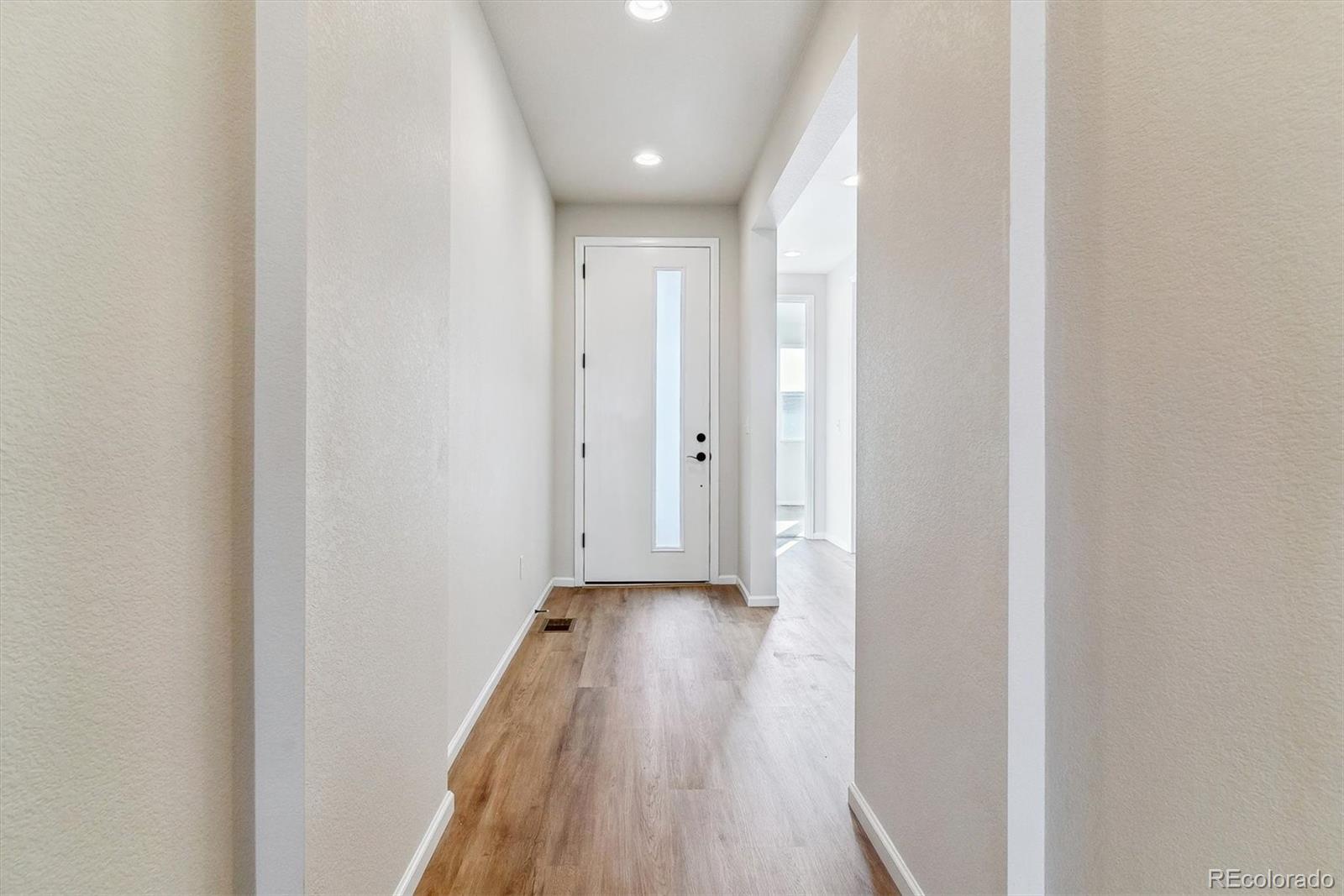 24965 41st Avenue, Aurora, CO 80019, 4 Bedrooms Bedrooms, ,2 BathroomsBathrooms,Residential,For Sale,41st,REC3832458