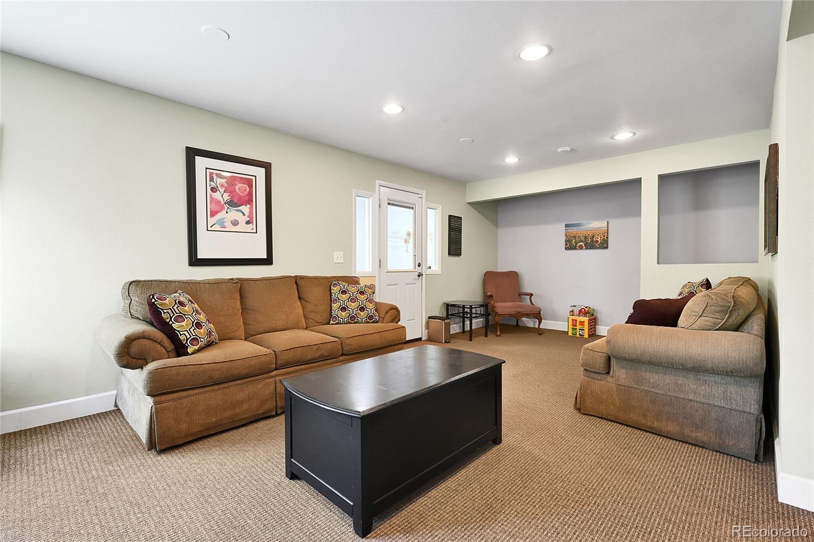 401 Cleveland Street, Lafayette, CO 80026, ,Commercial,For Sale,Cleveland,REC4410163