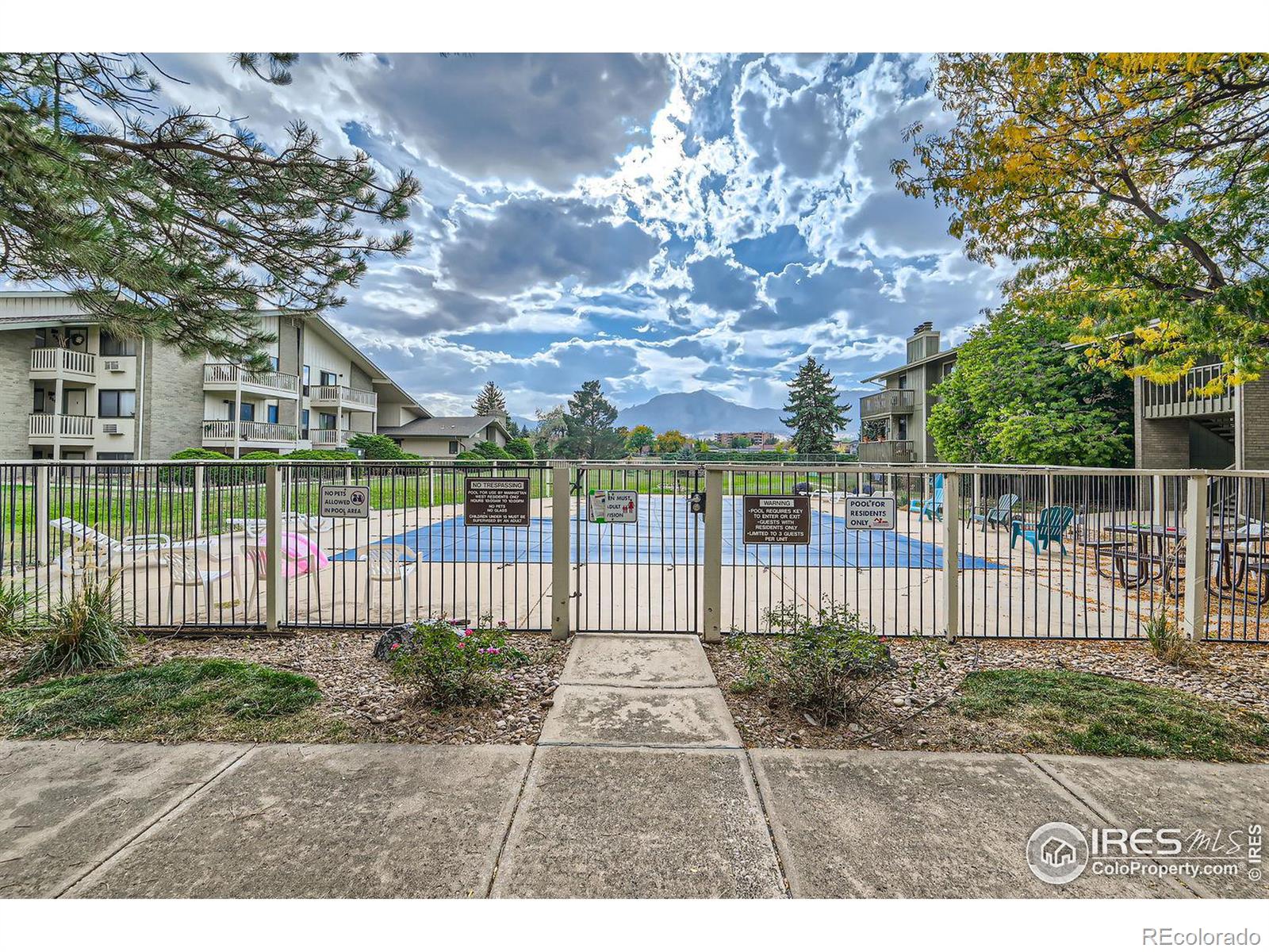 695 Manhattan Drive #101, Boulder, CO 80303, 2 Bedrooms Bedrooms, ,2 BathroomsBathrooms,Residential,For Sale,Manhattan,RECIR1020501