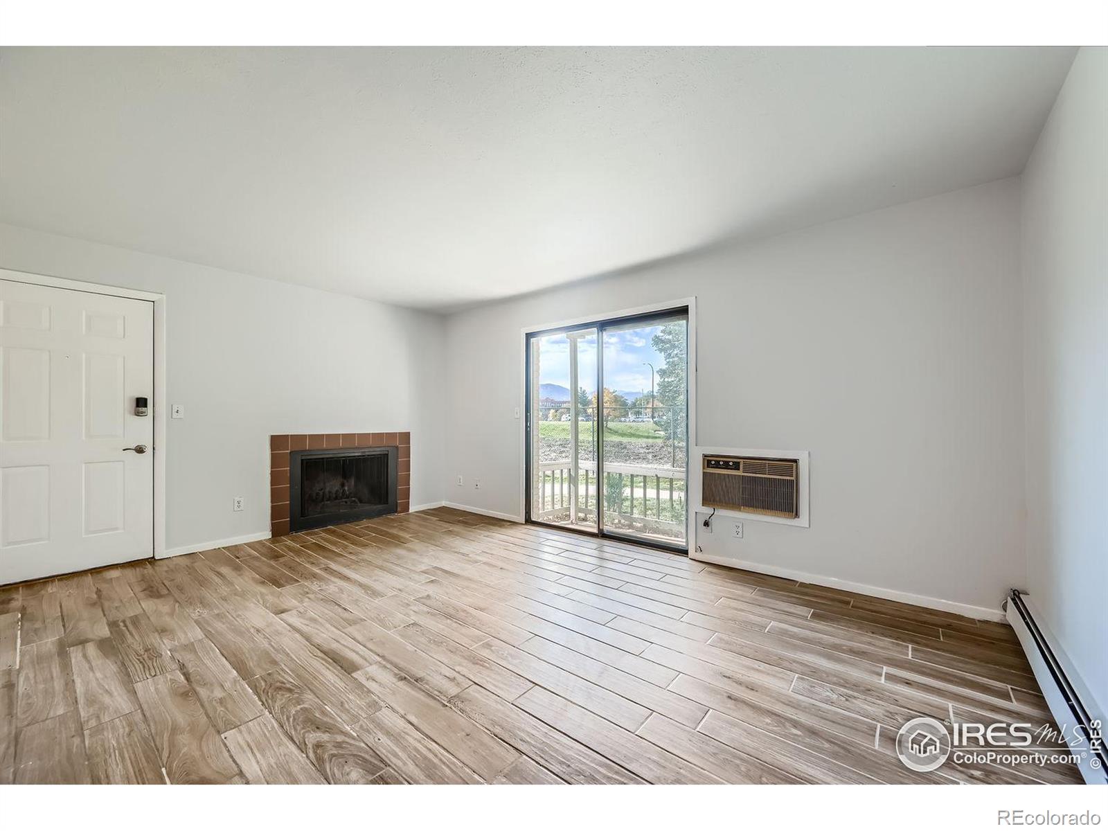 695 Manhattan Drive #101, Boulder, CO 80303, 2 Bedrooms Bedrooms, ,2 BathroomsBathrooms,Residential,For Sale,Manhattan,RECIR1020501