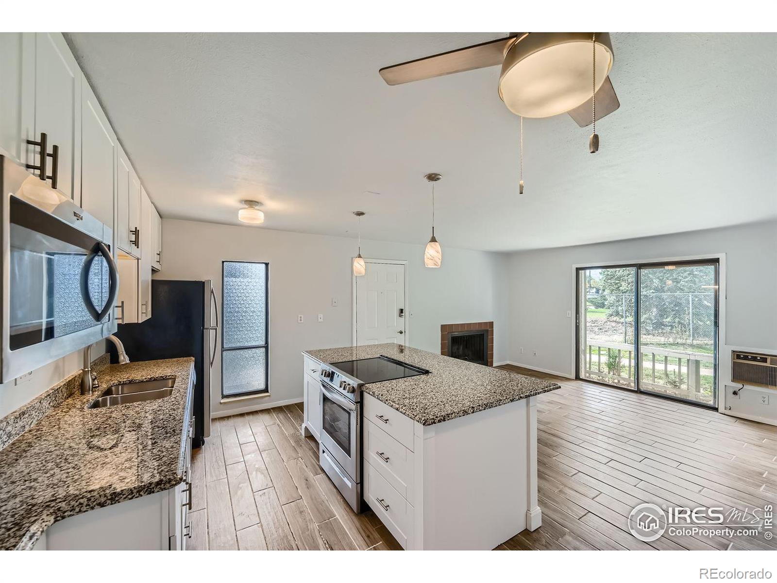 695 Manhattan Drive #101, Boulder, CO 80303, 2 Bedrooms Bedrooms, ,2 BathroomsBathrooms,Residential,For Sale,Manhattan,RECIR1020501