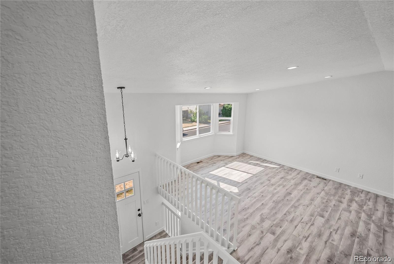 121 Tilbury Avenue, Castle Rock, CO 80104, 4 Bedrooms Bedrooms, ,3 BathroomsBathrooms,Residential,For Sale,Tilbury,REC7985971