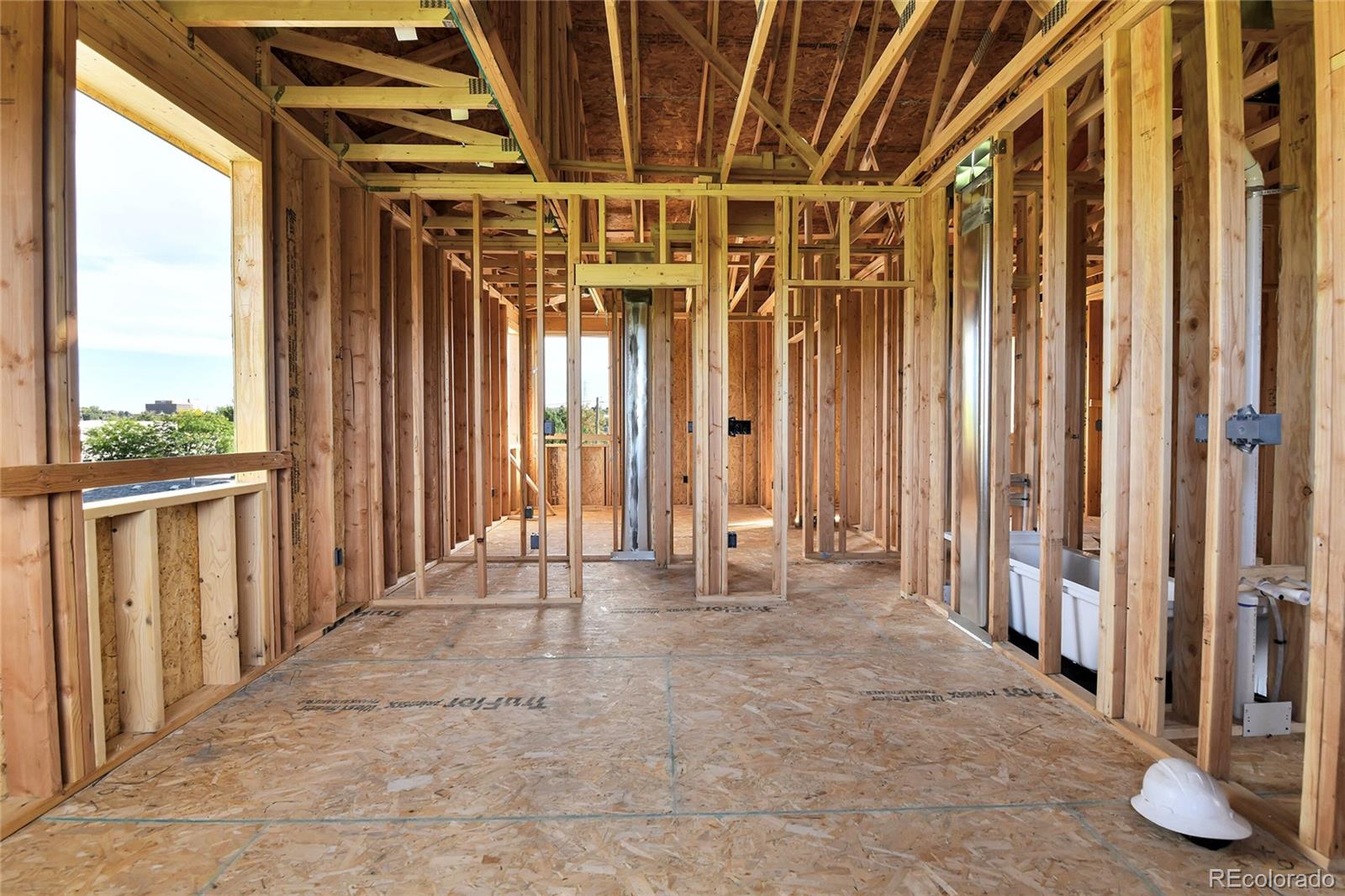 6646 W 52nd Avenue #B, Arvada, CO 80002, 3 Bedrooms Bedrooms, ,4 BathroomsBathrooms,Residential,For Sale,52nd,REC8328942