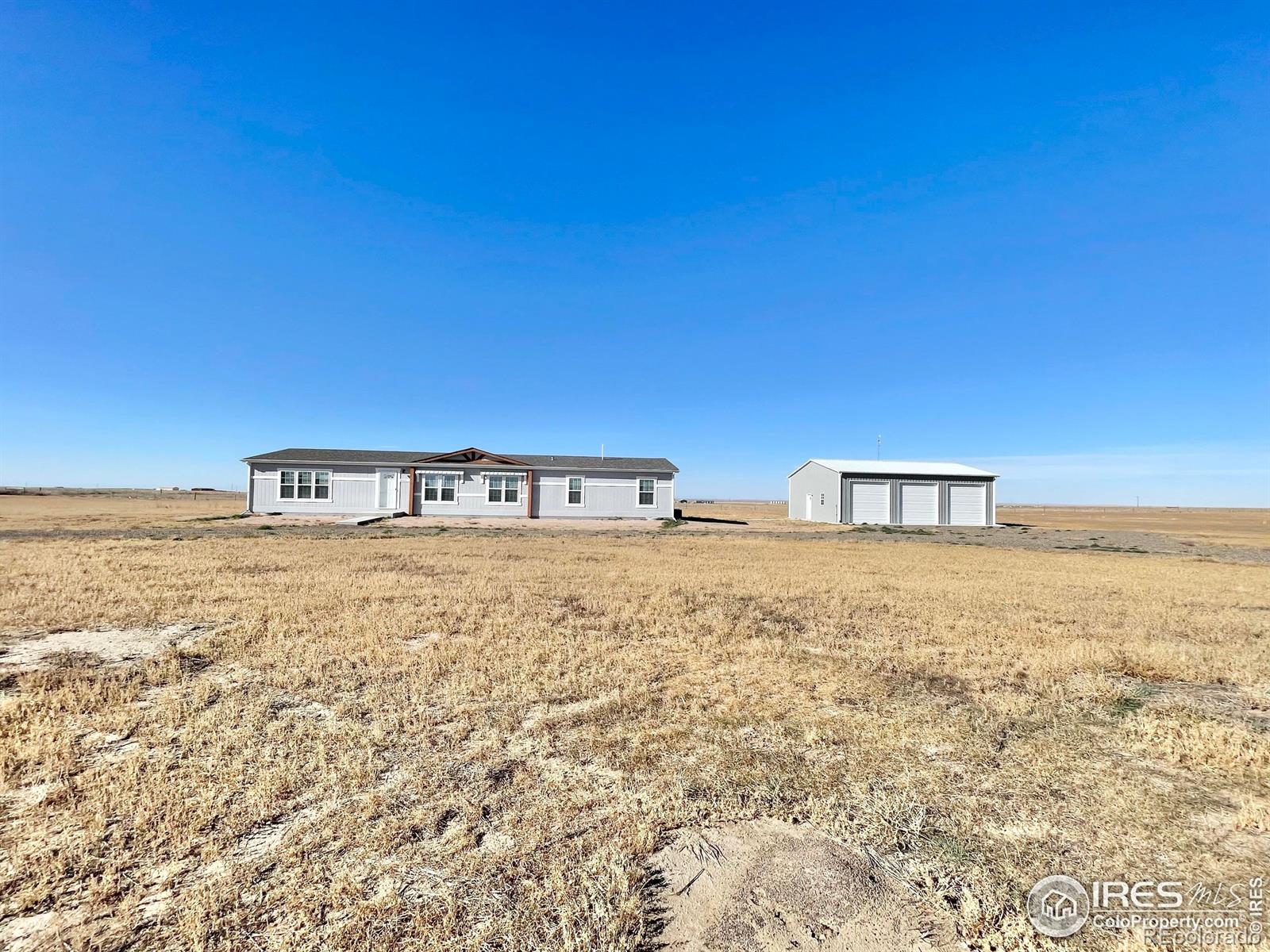 40514 County Road 86, Briggsdale, CO 80611, 4 Bedrooms Bedrooms, ,2 BathroomsBathrooms,Residential,For Sale,County Road 86,RECIR1021533