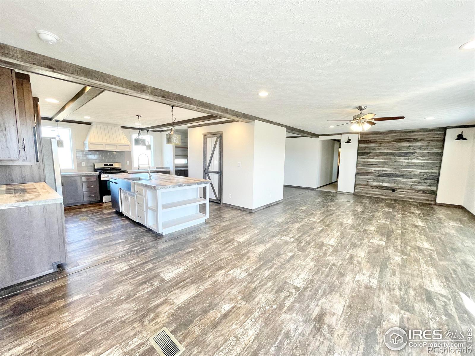 40514 County Road 86, Briggsdale, CO 80611, 4 Bedrooms Bedrooms, ,2 BathroomsBathrooms,Residential,For Sale,County Road 86,RECIR1021533